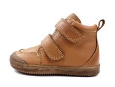 Pom Pom shoes camel with wool lining